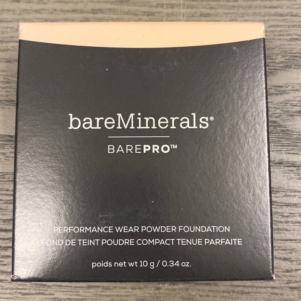 Bare pro performance wear powder foundation